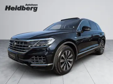 Touareg IQ-Matrix AHK Luftfw PANO StHz INNOVISIO
