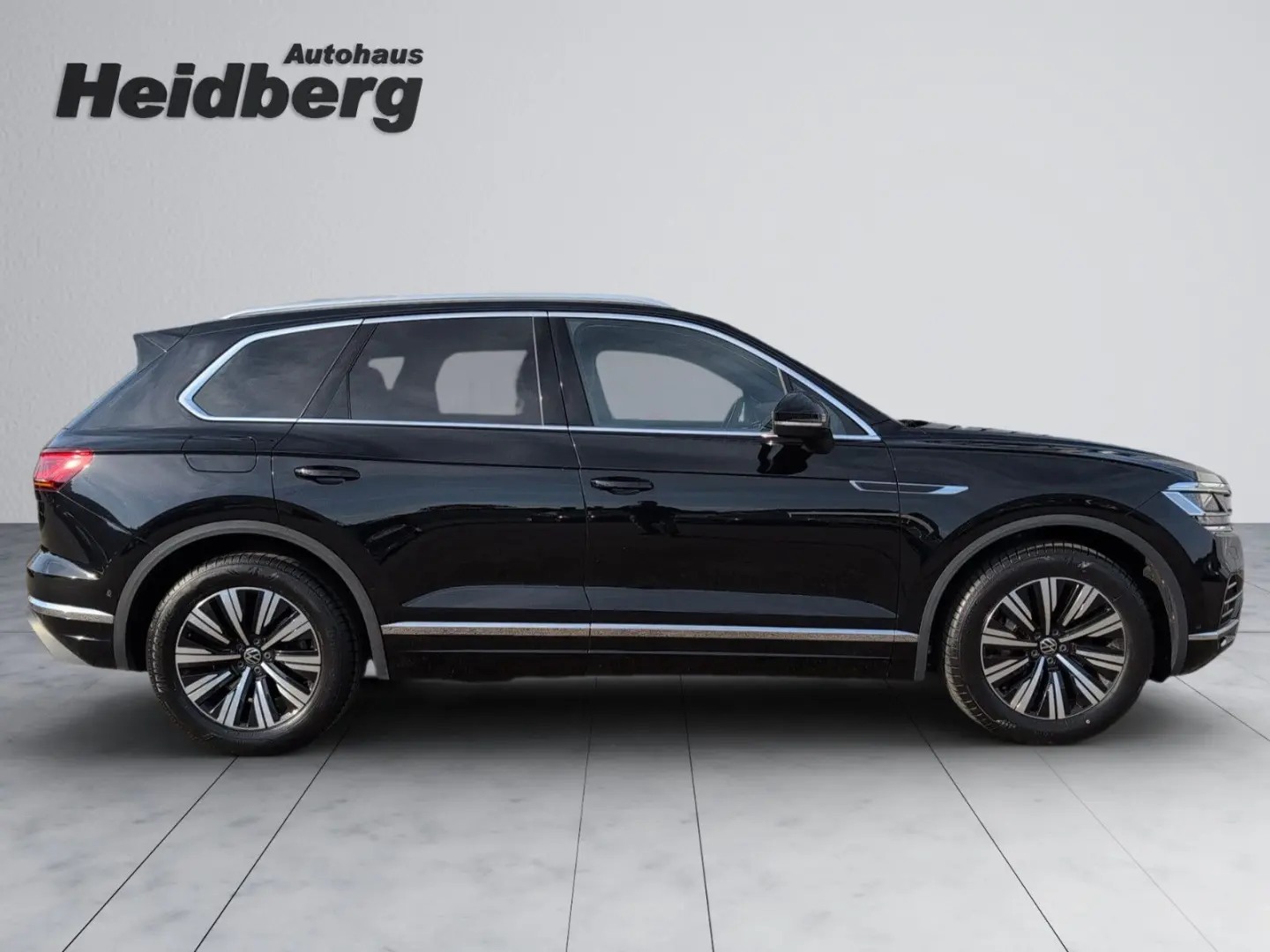 Touareg IQ-Matrix AHK Luftfw PANO StHz INNOVISIO