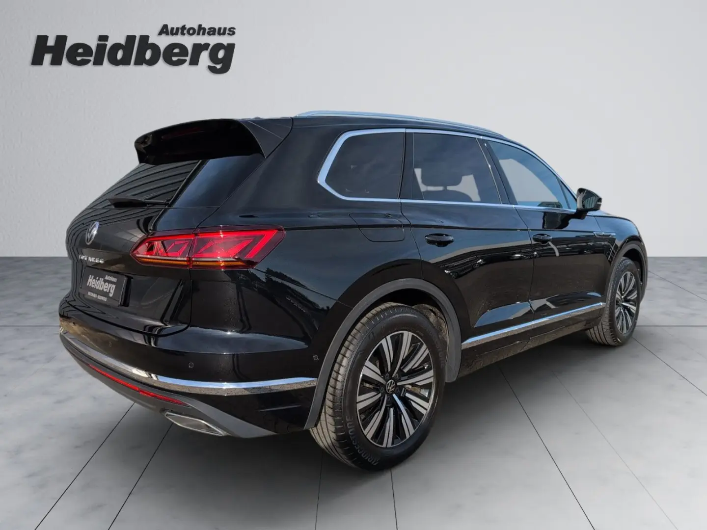 Touareg IQ-Matrix AHK Luftfw PANO StHz INNOVISIO