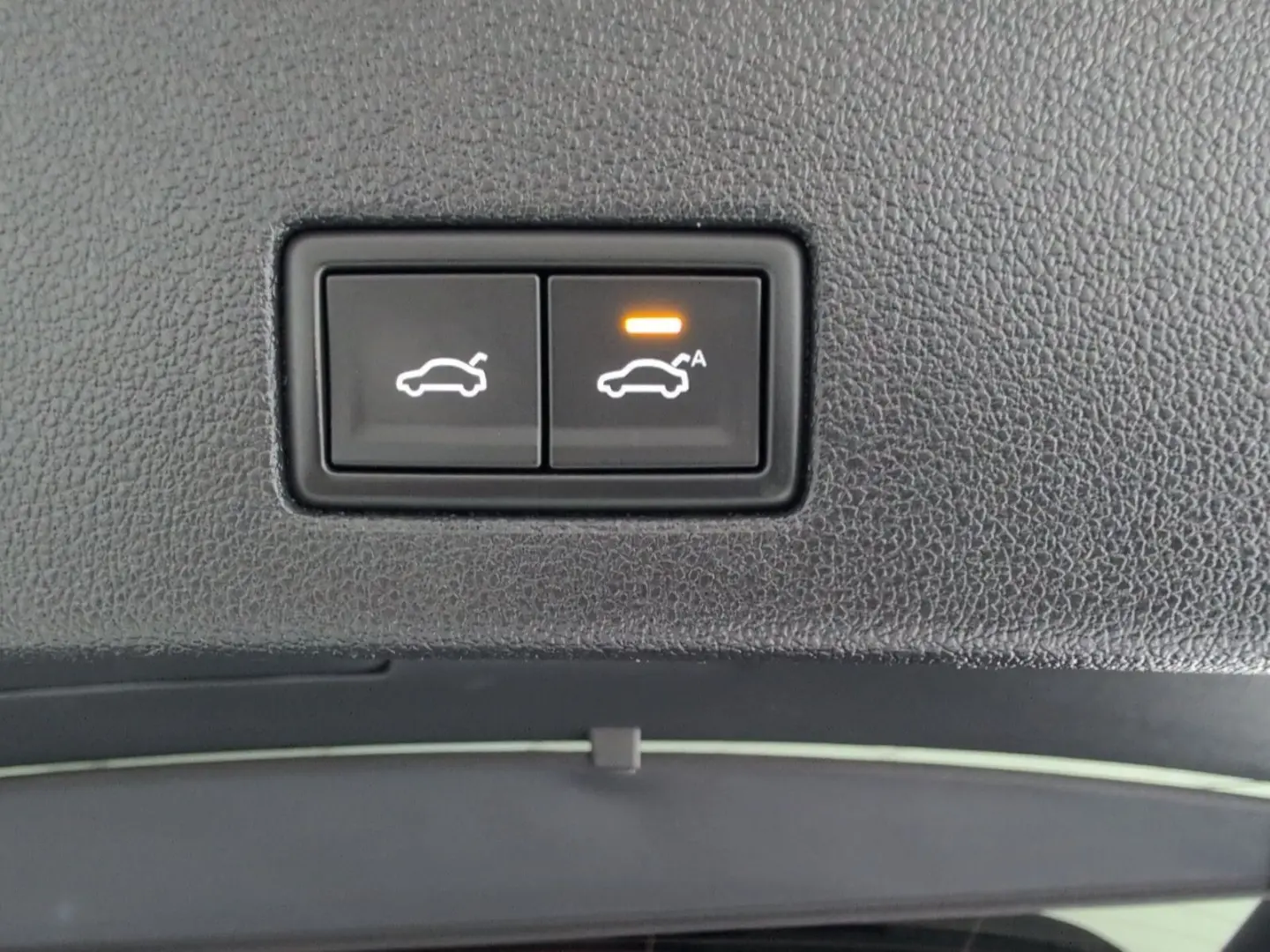 Touareg IQ-Matrix AHK Luftfw PANO StHz INNOVISIO