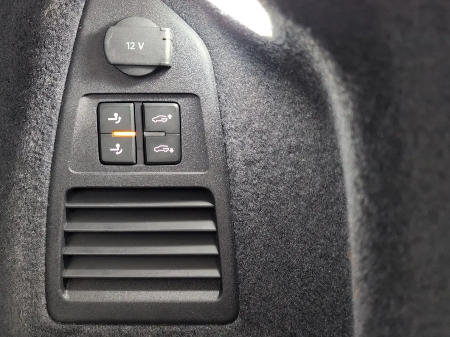 Touareg IQ-Matrix AHK Luftfw PANO StHz INNOVISIO