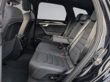 Touareg IQ-Matrix AHK Luftfw PANO StHz INNOVISIO