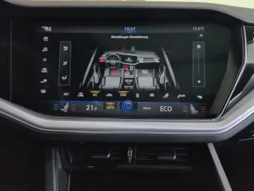 Touareg IQ-Matrix AHK Luftfw PANO StHz INNOVISIO