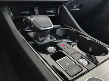 Touareg IQ-Matrix AHK Luftfw PANO StHz INNOVISIO