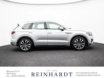 TOUAREG 3.0TSi e-HYBRID 4M 21Z. ACC HuD PANO KAM