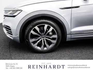 TOUAREG 3.0TSi e-HYBRID 4M 21Z. ACC HuD PANO KAM