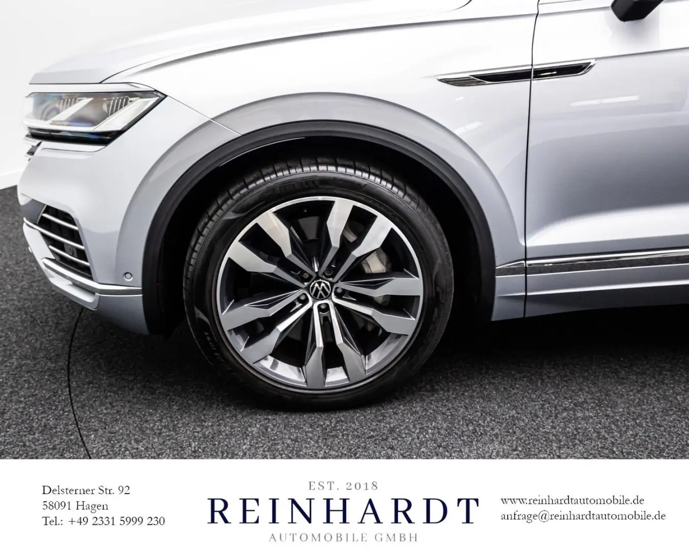 TOUAREG 3.0TSi e-HYBRID 4M 21Z. ACC HuD PANO KAM