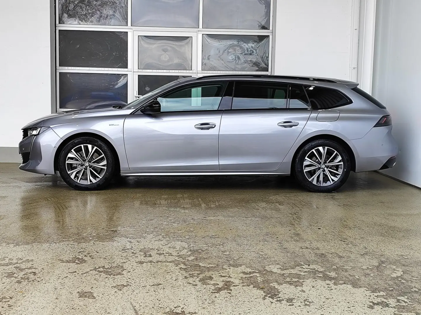 508 SW Hybrid Allure Keyless LED Navi