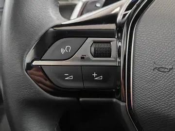 508 SW Hybrid Allure Keyless LED Navi