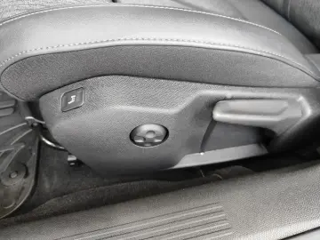 508 SW Hybrid Allure Keyless LED Navi