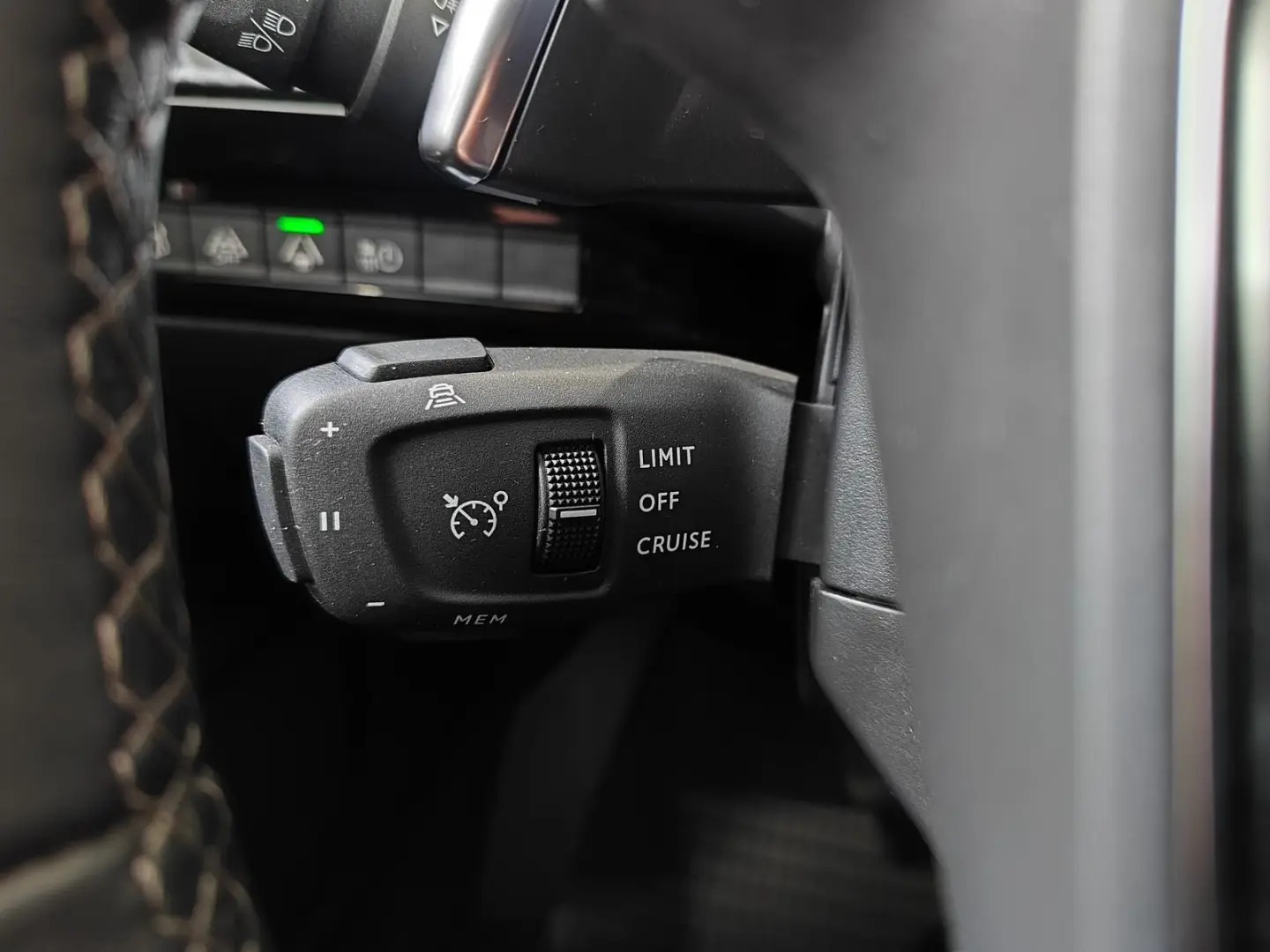 508 SW Hybrid Allure Keyless LED Navi