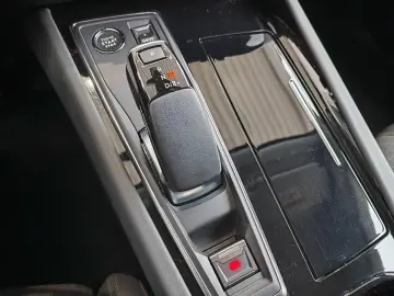 508 SW Hybrid Allure Keyless LED Navi