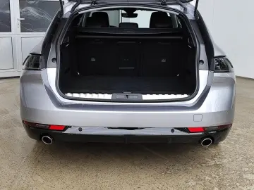 508 SW Hybrid Allure Keyless LED Navi