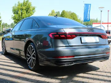 A8 L 60 TFSI e Lang S line  3xTV Pano B&O 170NP