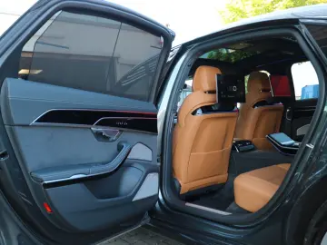 A8 L 60 TFSI e Lang S line  3xTV Pano B&O 170NP