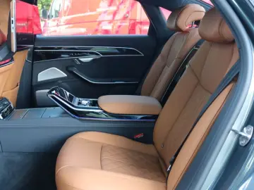 A8 L 60 TFSI e Lang S line  3xTV Pano B&O 170NP