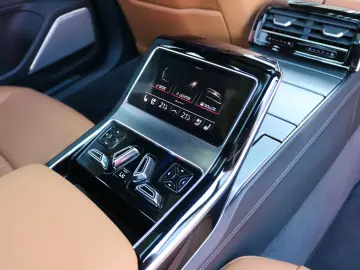 A8 L 60 TFSI e Lang S line  3xTV Pano B&O 170NP