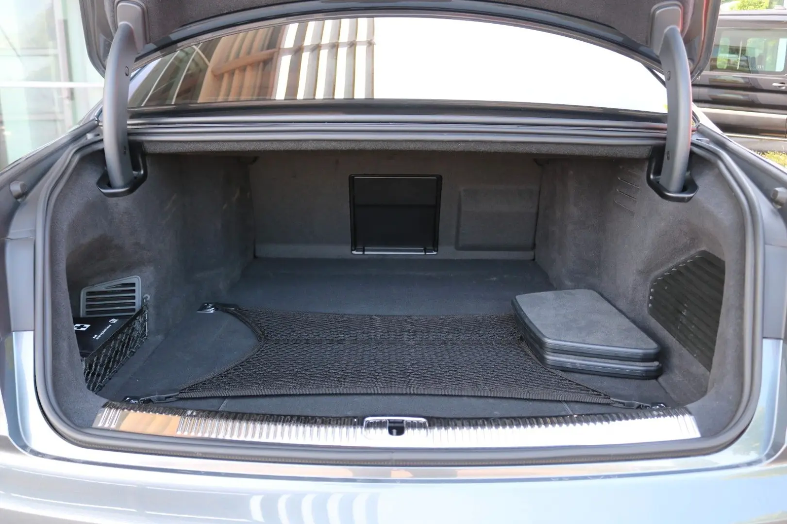 A8 L 60 TFSI e Lang S line  3xTV Pano B&O 170NP