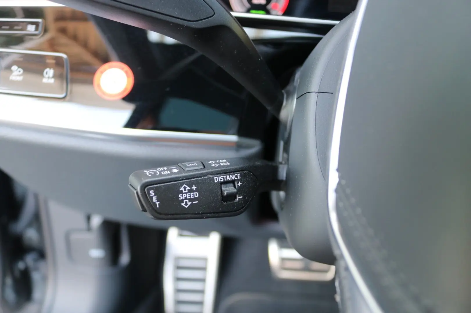 A8 L 60 TFSI e Lang S line  3xTV Pano B&O 170NP