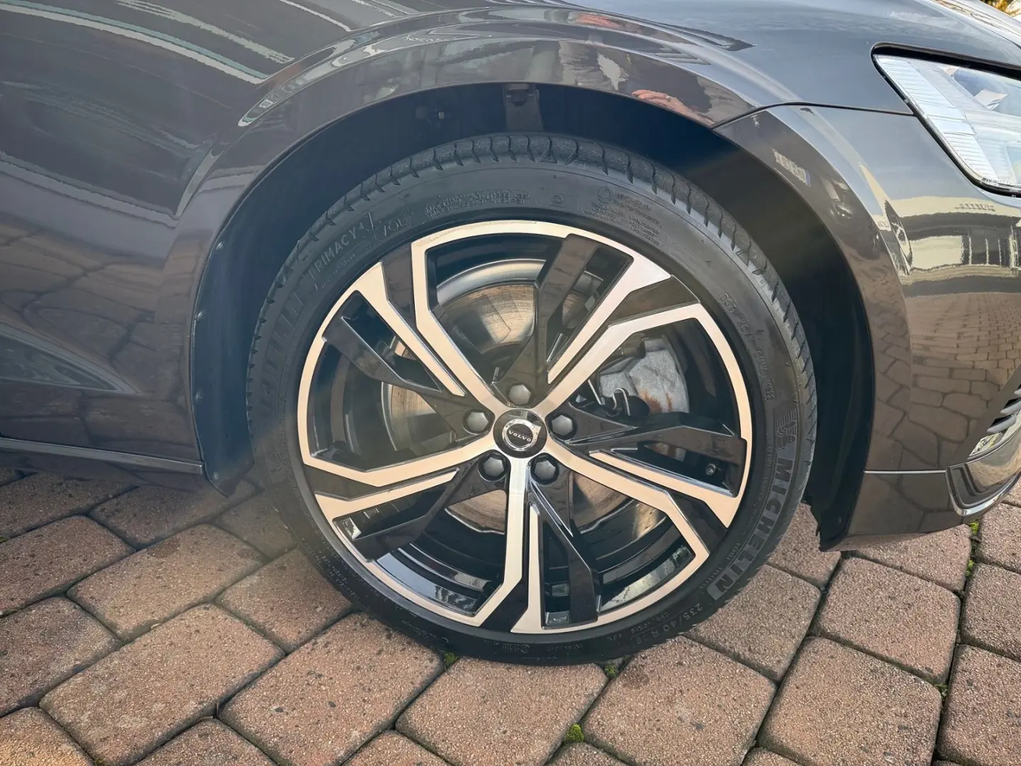 V60 Kombi T6 Plus Bright Plug-In Hybrid AWD  Pan