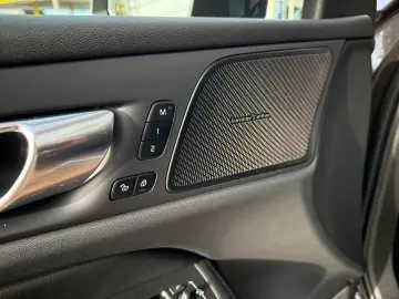 V60 Kombi T6 Plus Bright Plug-In Hybrid AWD  Pan