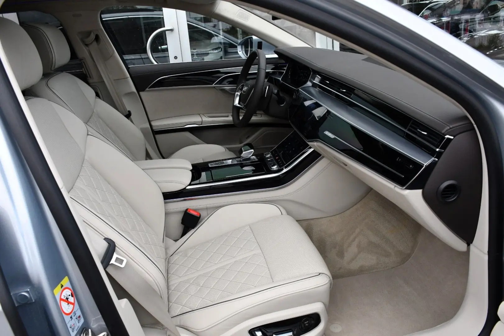 A8 50TDI Lang qu Exclusive Night.V B&O 3xTV Pano