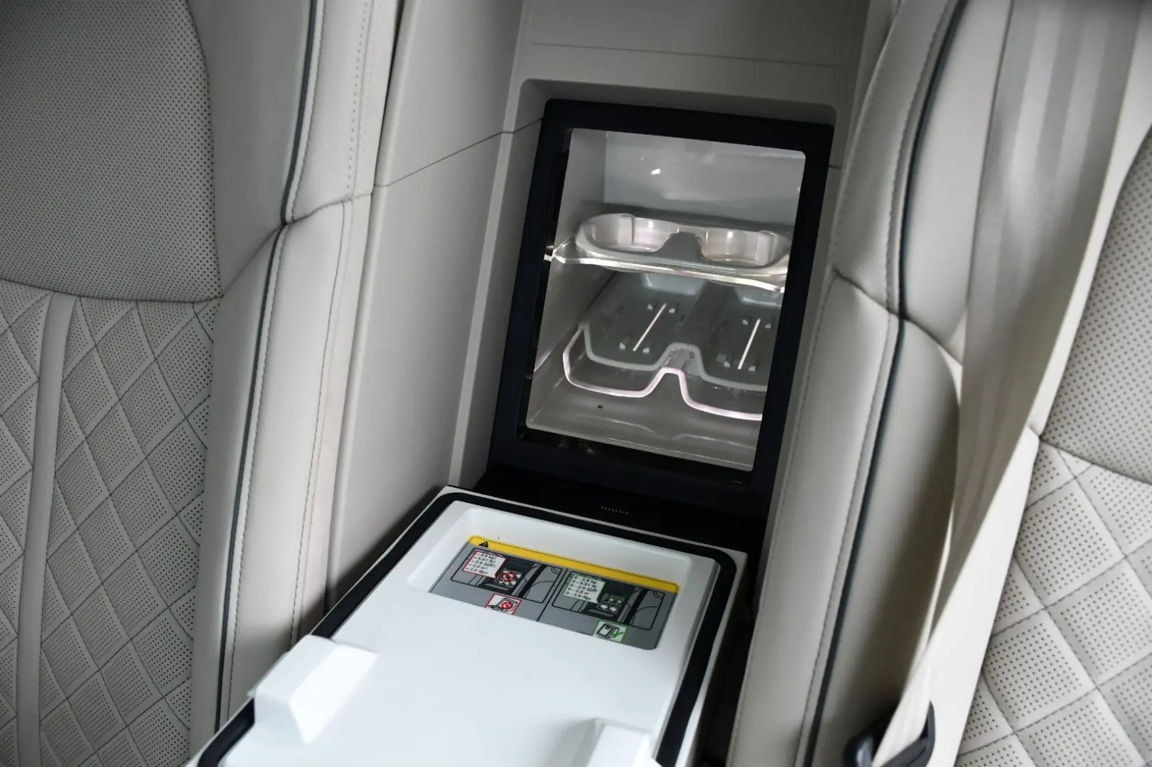 A8 50TDI Lang qu Exclusive Night.V B&O 3xTV Pano