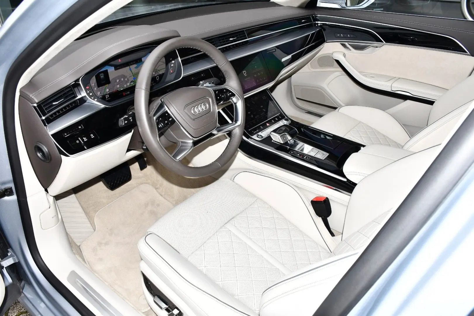 A8 50TDI Lang qu Exclusive Night.V B&O 3xTV Pano