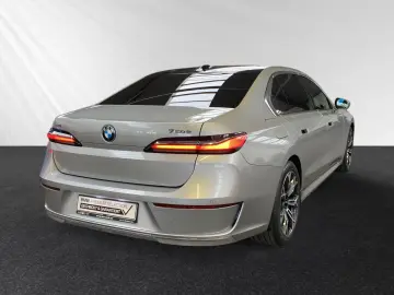 750e xDrive SkyLounge Automatiktüren DA&PAProf.