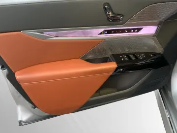 750e xDrive SkyLounge Automatiktüren DA&PAProf.