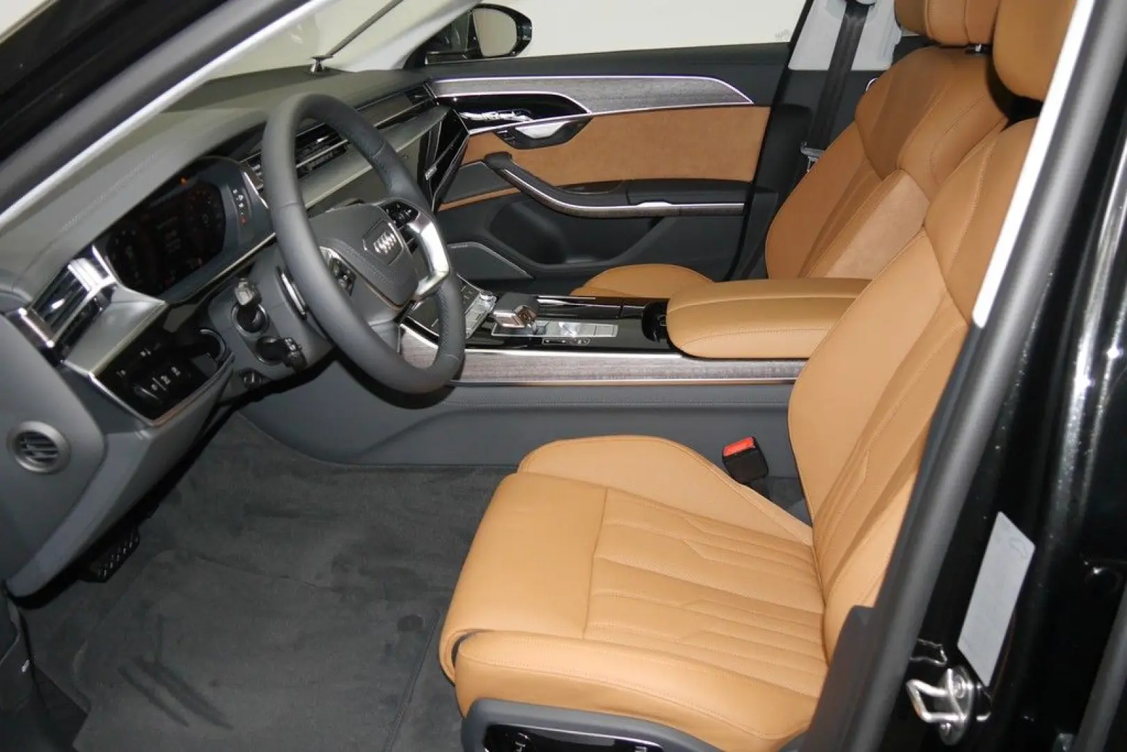 A8 L 60 TFSI quattro Lang UPE 186.778 - Fond Ein