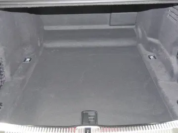 A8 L 60 TFSI quattro Lang UPE 186.778 - Fond Ein