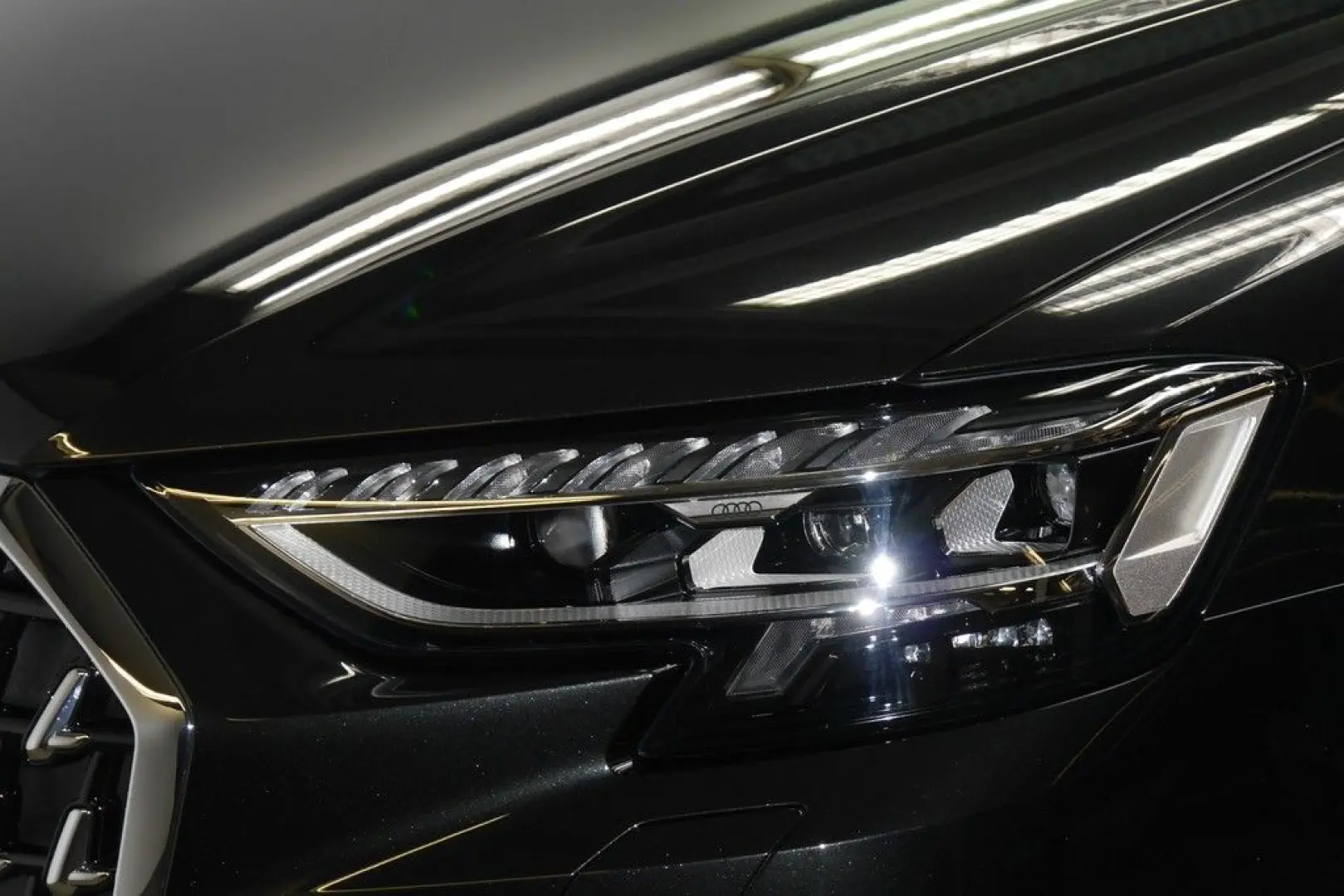 A8 L 60 TFSI quattro Lang UPE 186.778 - Fond Ein