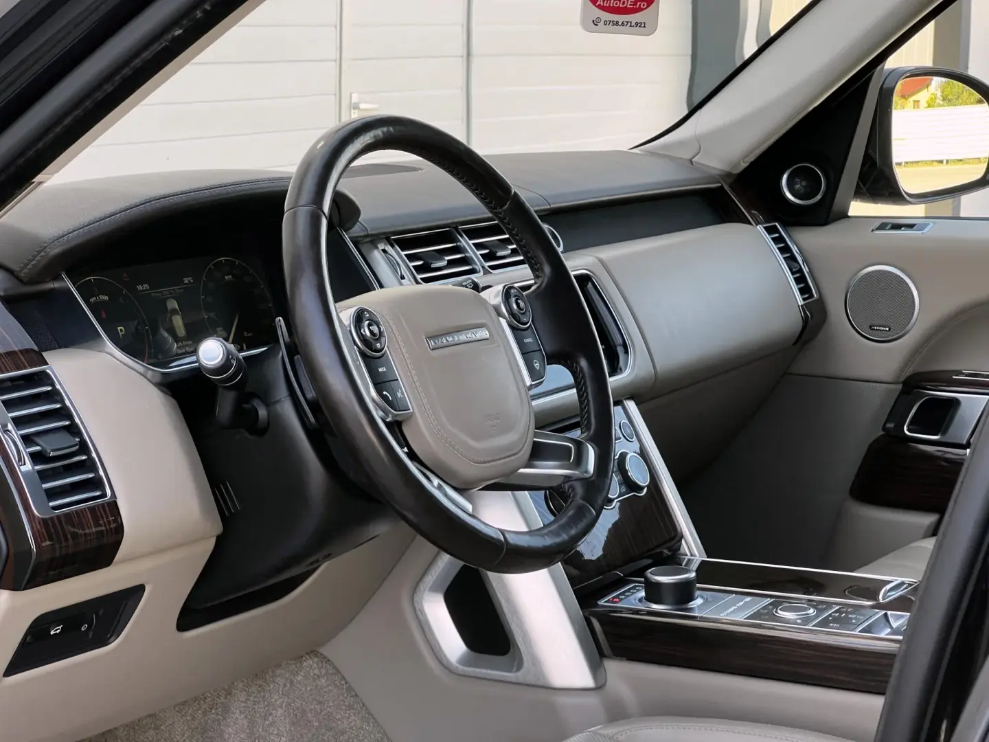 Land Rover Range Rover Vogue