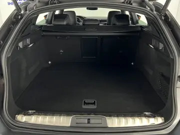 508 SW Hybrid 225 Allure 1 6-133KW NAVI TEMP E6e