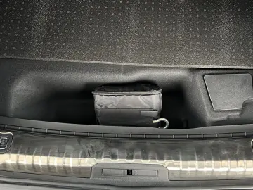 508 SW Hybrid 225 Allure 1 6-133KW NAVI TEMP E6e