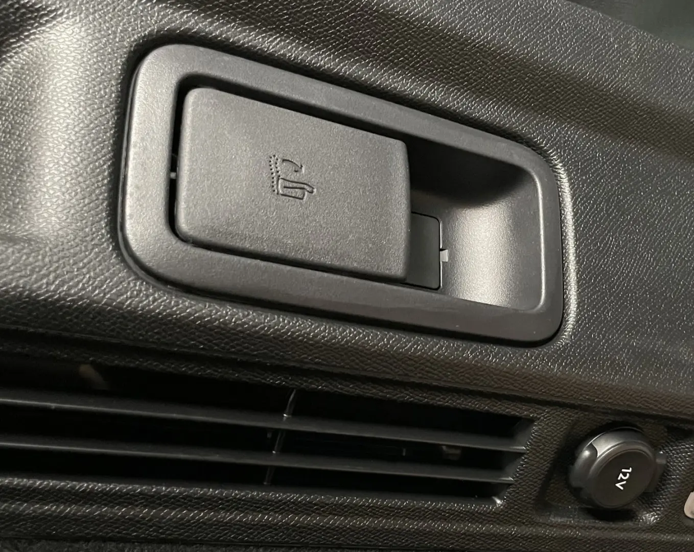 508 SW Hybrid 225 Allure 1 6-133KW NAVI TEMP E6e