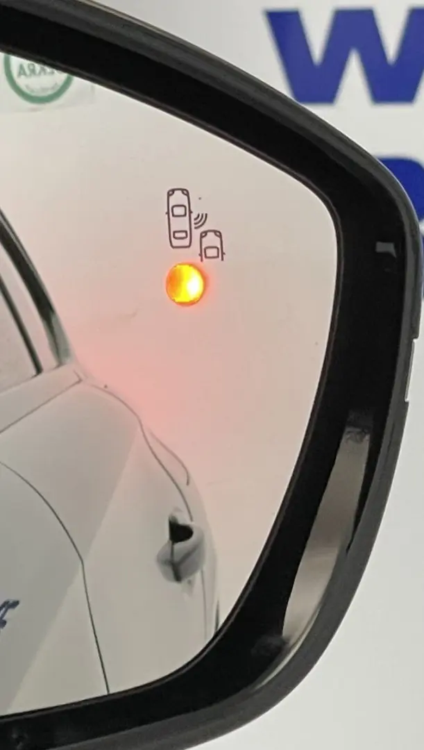 508 SW Hybrid 225 Allure 1 6-133KW NAVI TEMP E6e