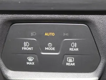 Formentor 1.5 TSI  KAMERA TOTWINKEL ACC NSW