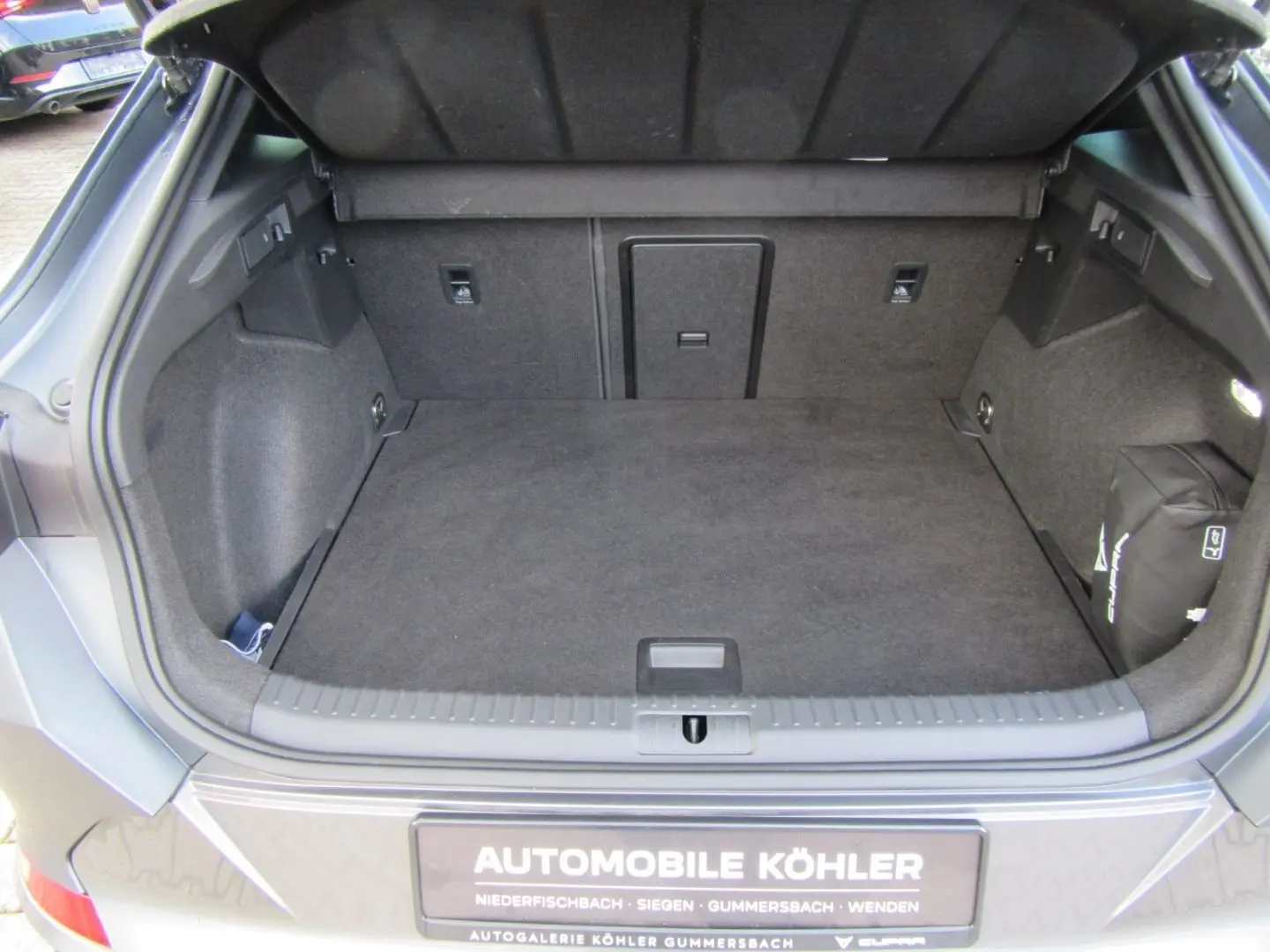 Formentor VZ 2.0 TSI 245 PS 7-Gang-DSG Matt Grau