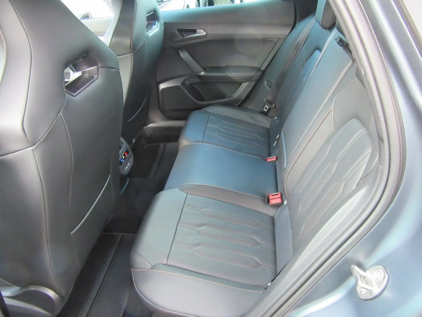 Formentor VZ 2.0 TSI 245 PS 7-Gang-DSG Matt Grau