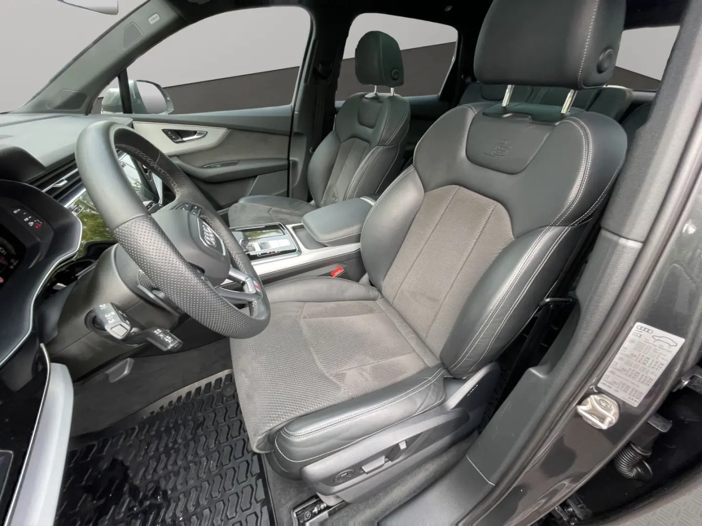 Q7 50 TDI qu. S line LED B&O Pano Kamera AHK