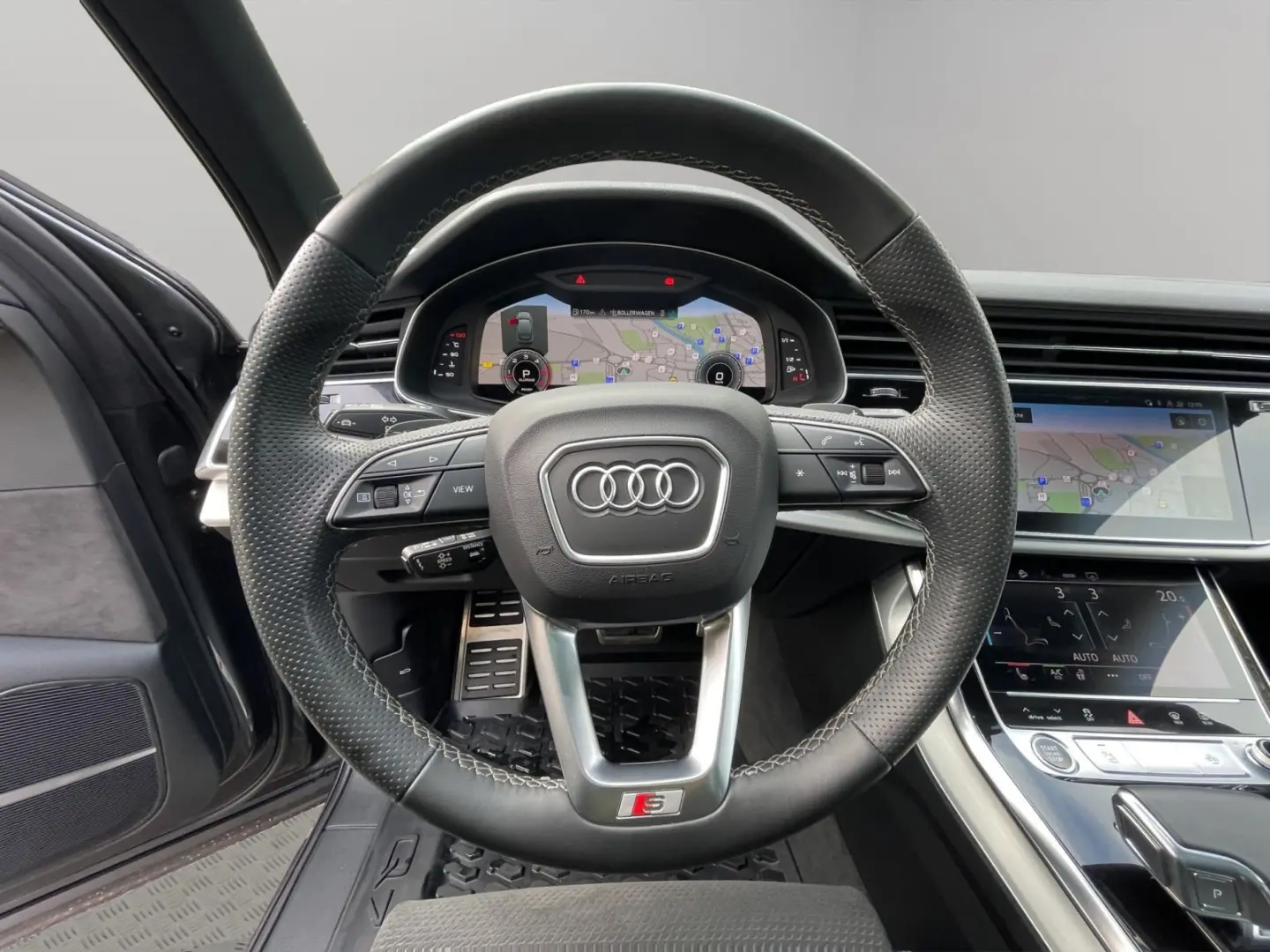 Q7 50 TDI qu. S line LED B&O Pano Kamera AHK