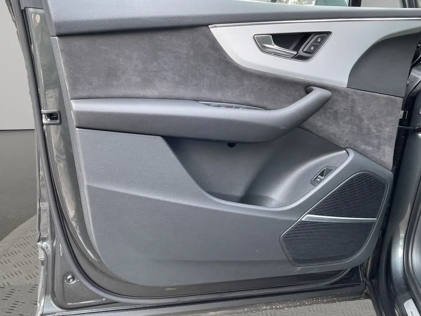 Q7 50 TDI qu. S line LED B&O Pano Kamera AHK