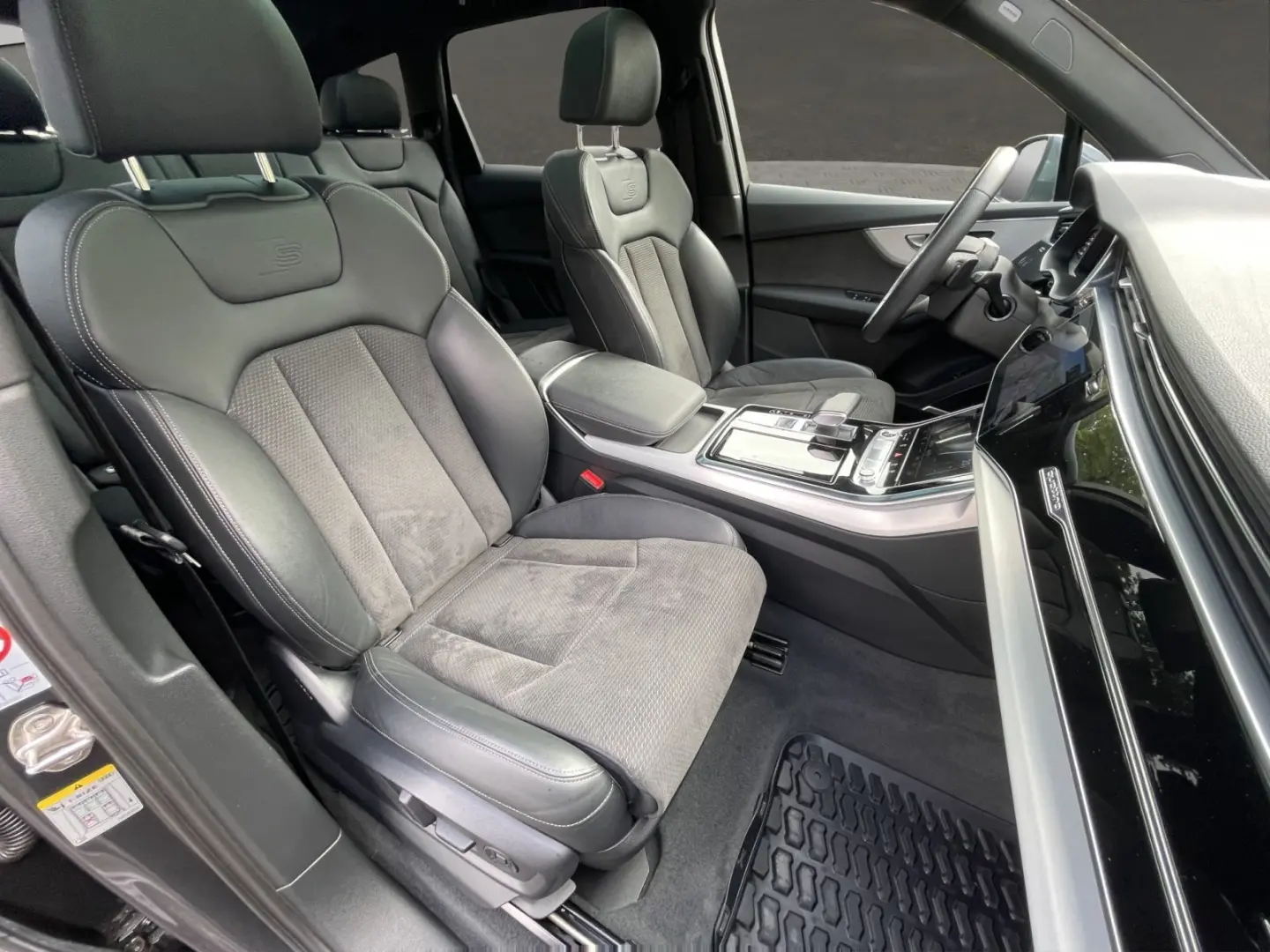 Q7 50 TDI qu. S line LED B&O Pano Kamera AHK