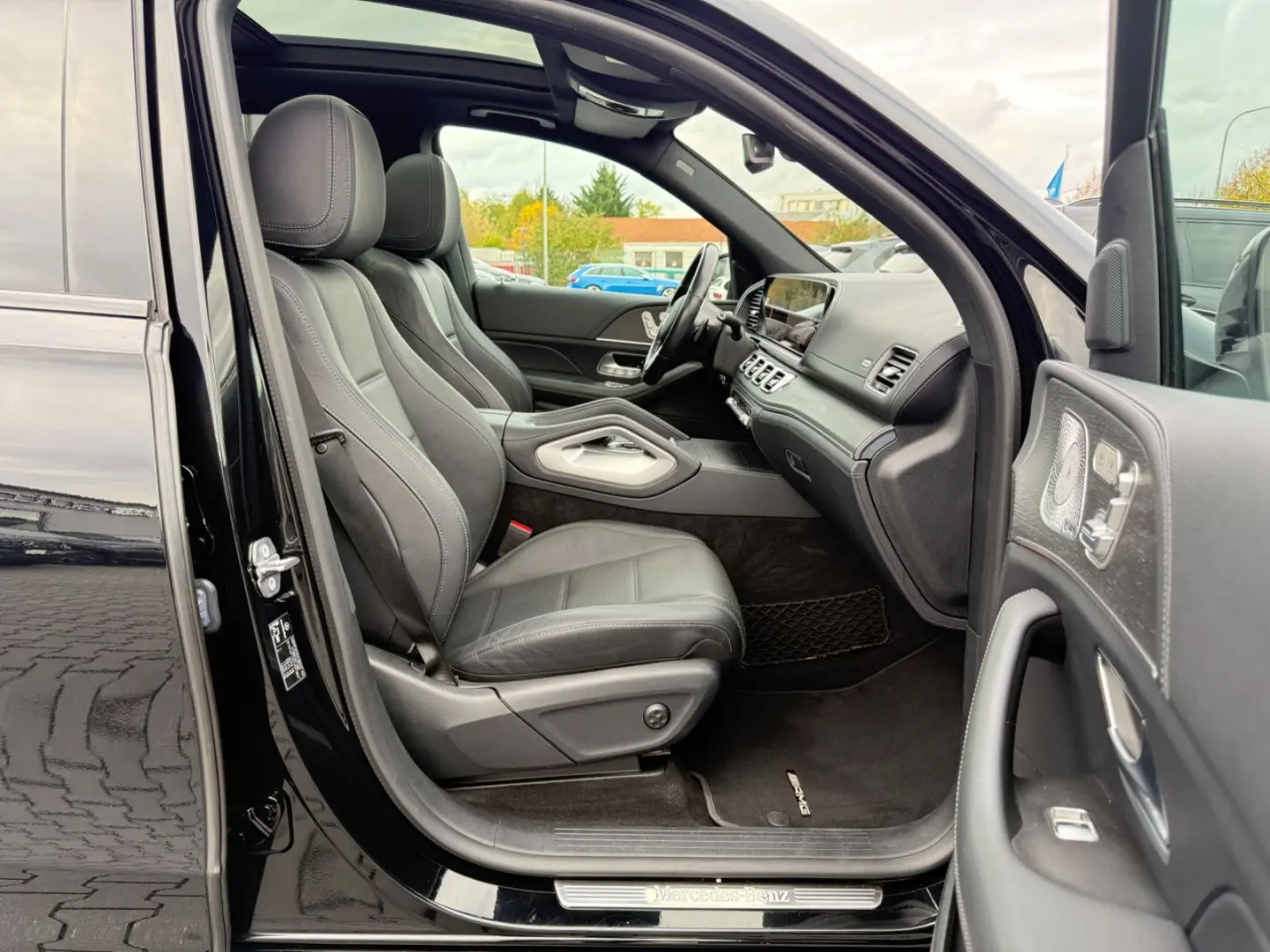 GLE 400d 4M AMG 3xDvD 360 ACC HUD AIRMATIK LED