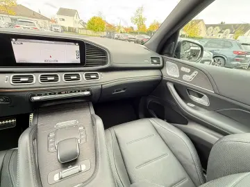 GLE 400d 4M AMG 3xDvD 360 ACC HUD AIRMATIK LED