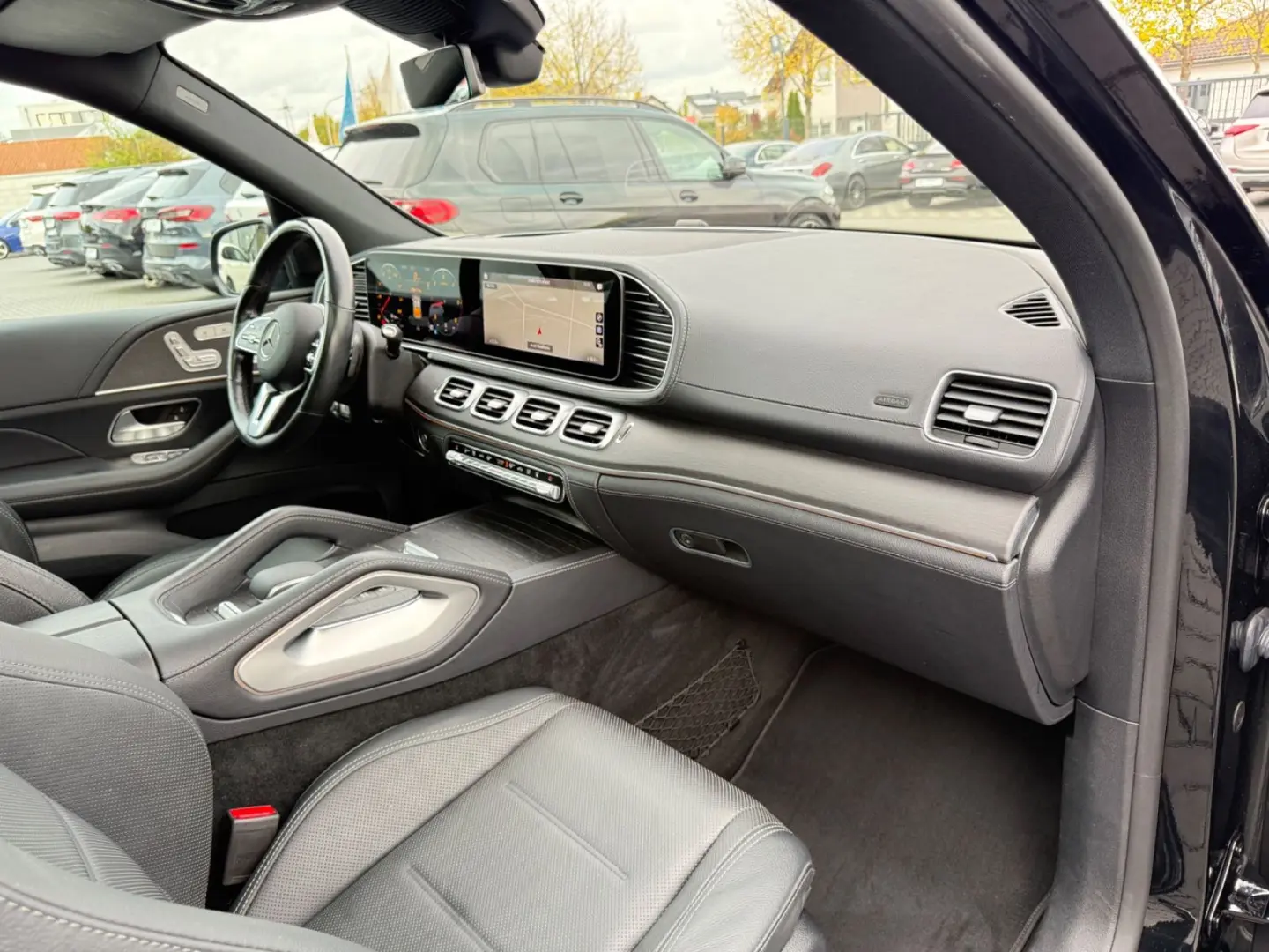 GLE 400d 4M AMG 3xDvD 360 ACC HUD AIRMATIK LED