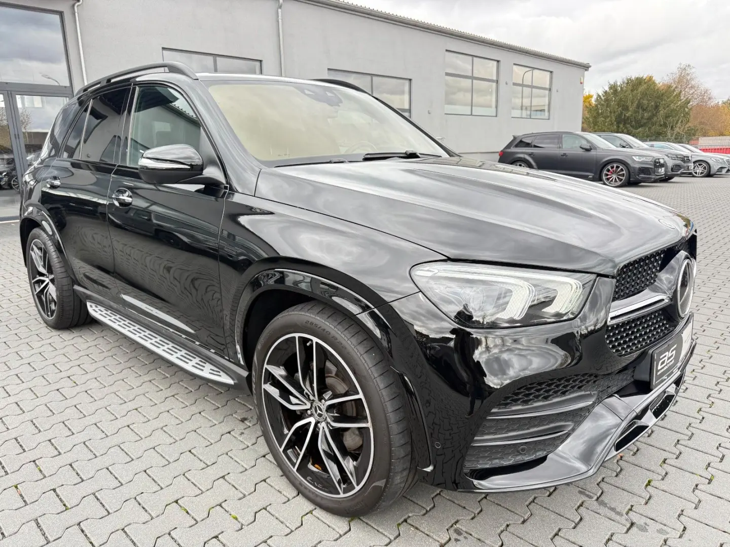 GLE 400d 4M AMG 3xDvD 360 ACC HUD AIRMATIK LED