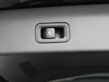 GLS 450 4M  Pano-RearTV-eActiveBody-Stdhzg-AHK